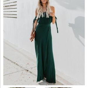 ISO Vici infinity off the shoulder dress green